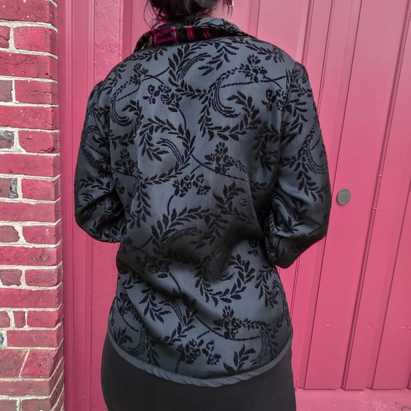 Vintage Geometric Shimmer Jacket - Picture 4 of 9